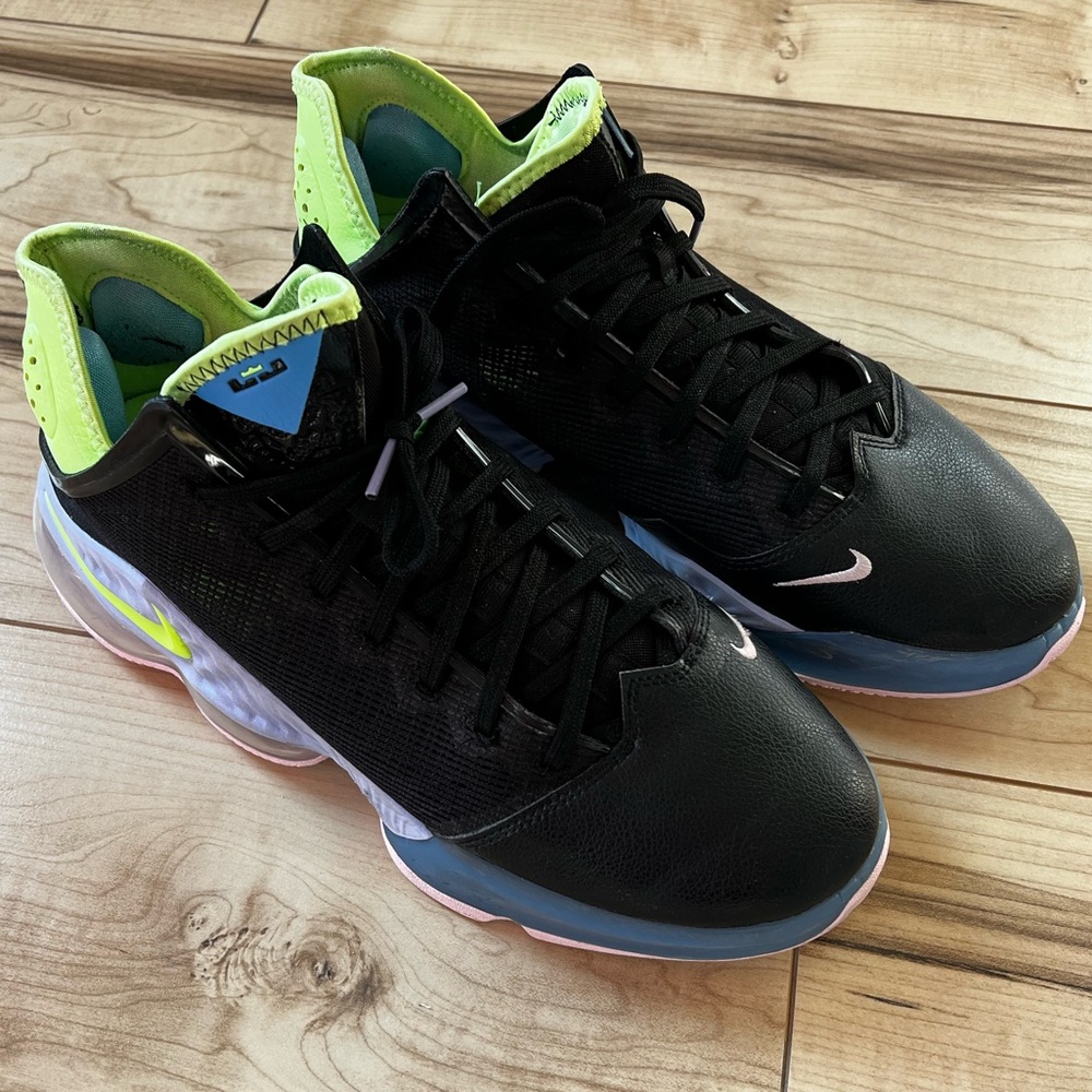 Nike Men's Basketball Shoes